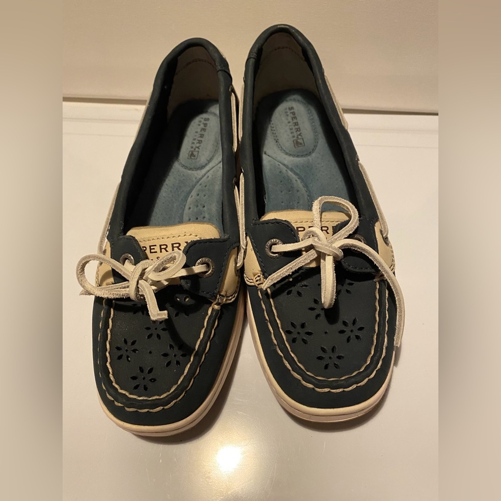 Sperry boat shoes